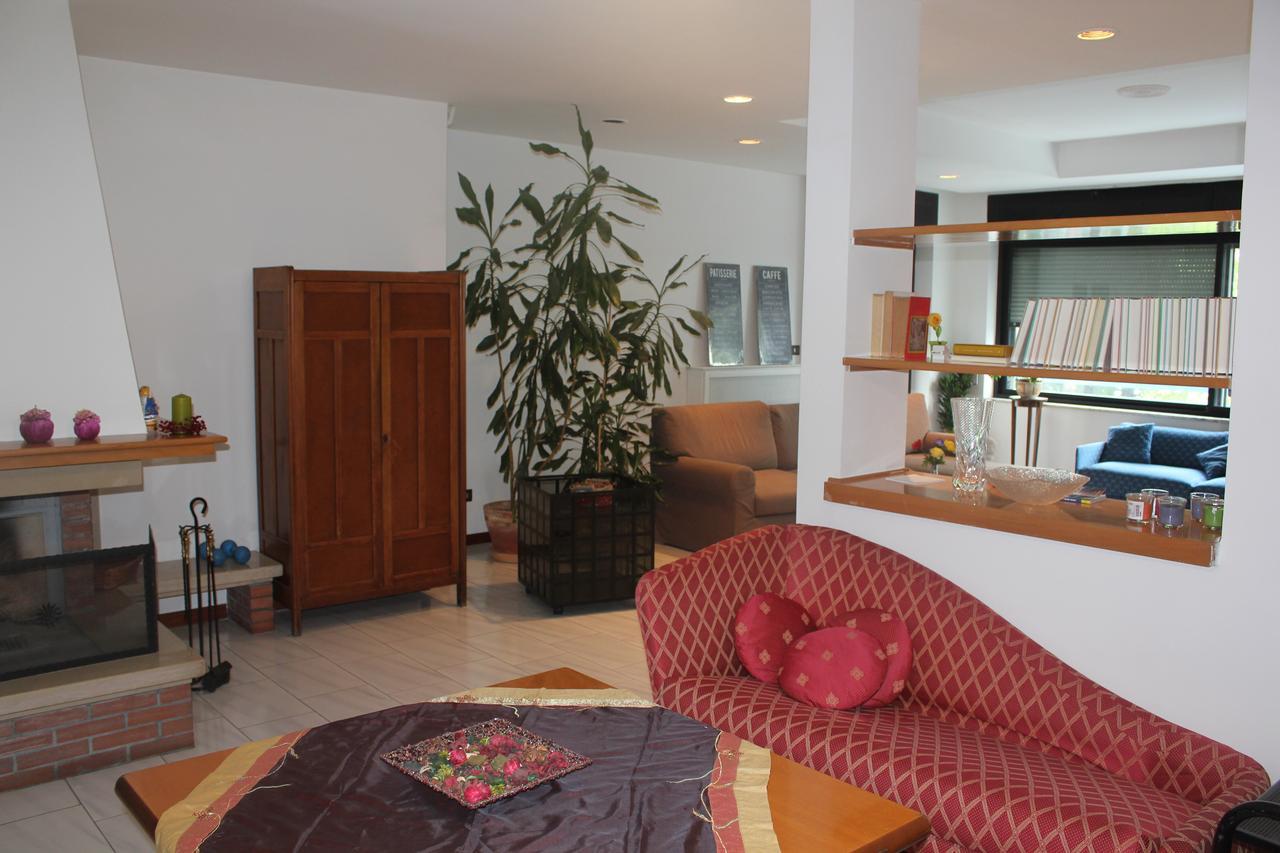 Casa Tiziana Apartment Naples Exterior photo